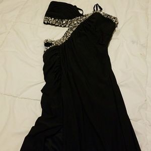 Eureka black dress